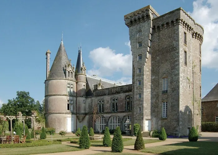 Chateau De Bed & Breakfast La Flocelliere